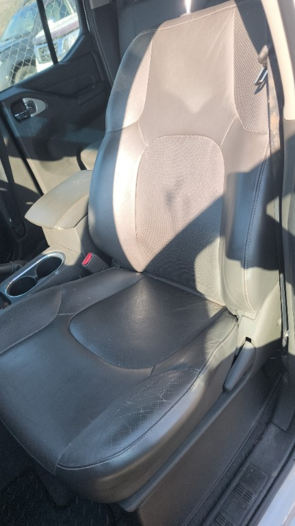 Scaun piele nissan navara pathfinder