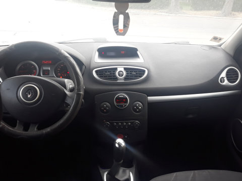 Scaun sofer Renault Clio 3