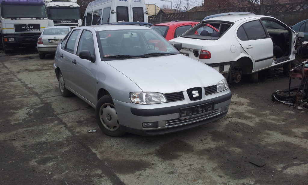 Scaun sofer - Seat Cordoba an 2001 1.4i 8v