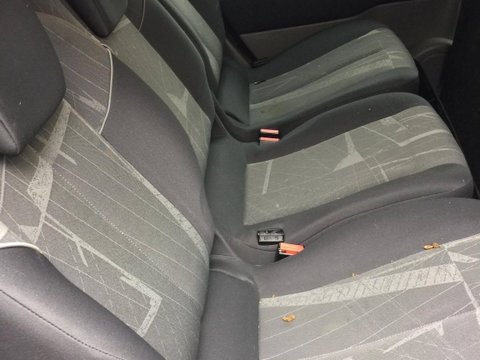 Scaun spate Renault Scenic 2 an 2005 complet