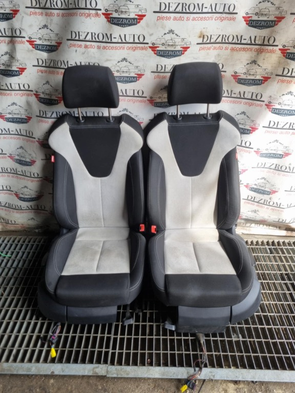 Scaune alcantara bicolor fata / spate Seat Leon II 1P Facelift