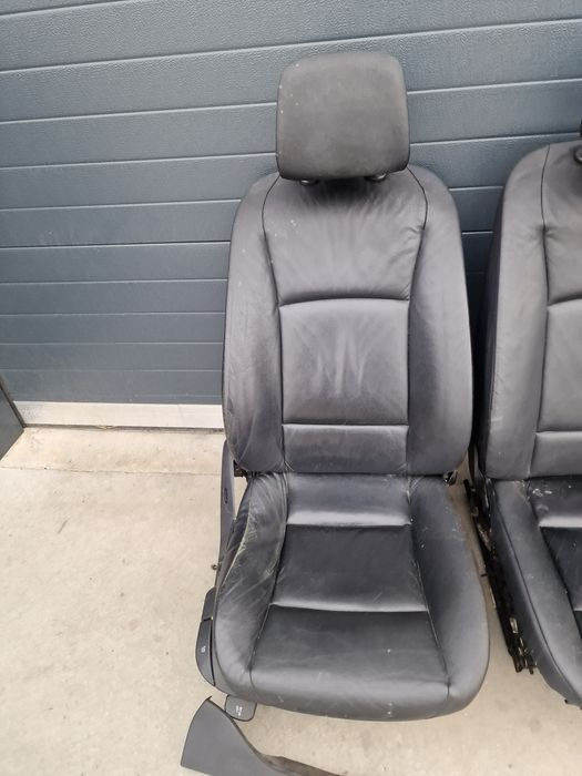 Scaune bancheta interior piele neagră b