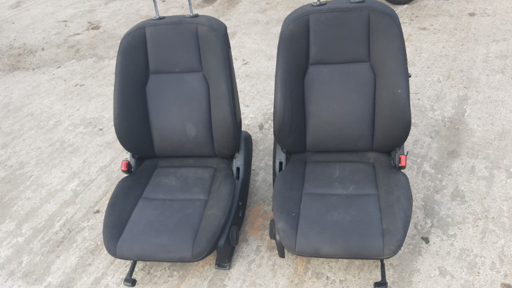 Scaune fata Mercedes C-Class W204 