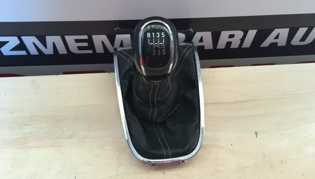 Schimbator manson Opel ASTRA J 2012-2015 6 Speed 55565903