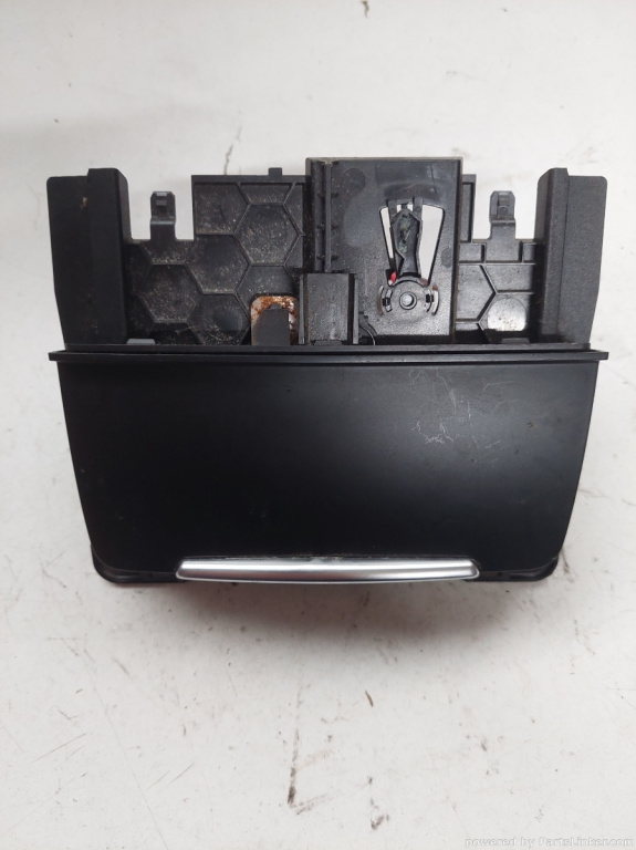 Scrumiera AUDI A4 IV Avant (8K5, B8) [ 2007 - 2015 ] OEM 8k0857951
