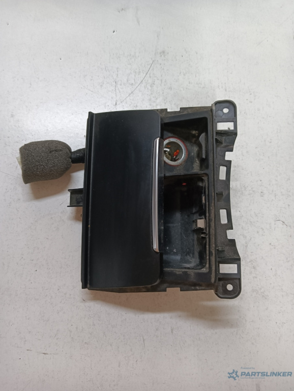 Scrumiera (fata) AUDI A5/S5 8T3 2007 - 2017 8k0857