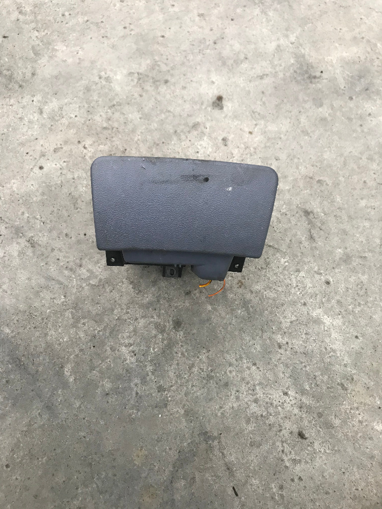 Scrumiera ford fiesta 4 1995 - 2000