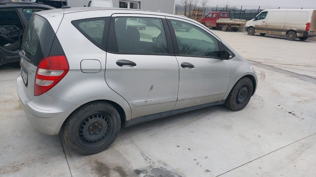 Scrumiera Mercedes A-Class W169 2005 Hat