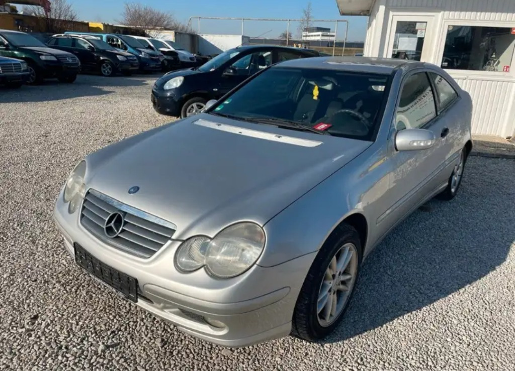 Scrumiera Mercedes C-Class W203 2002 Hatchback Coupe