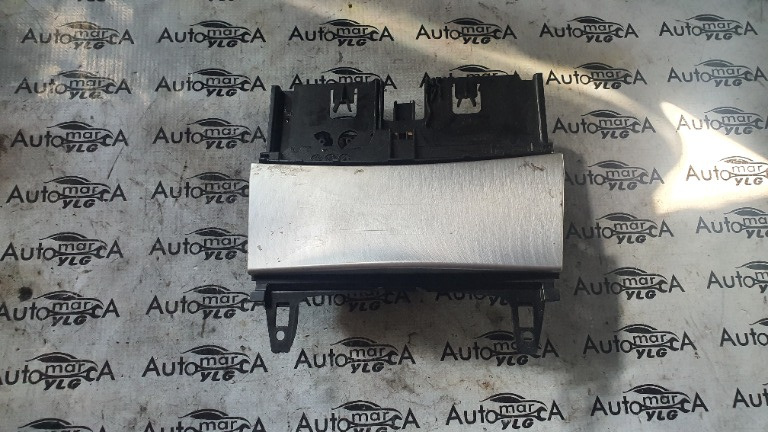 Scrumiera Mercedes E class Coupe W207