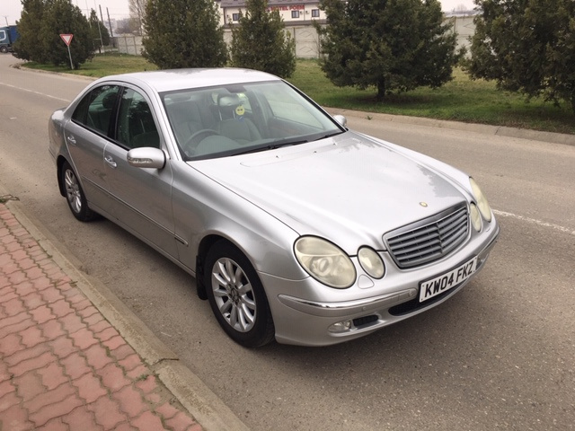 Scrumiera Mercedes E-Class W211 2004 LIMUZINA 2.2 