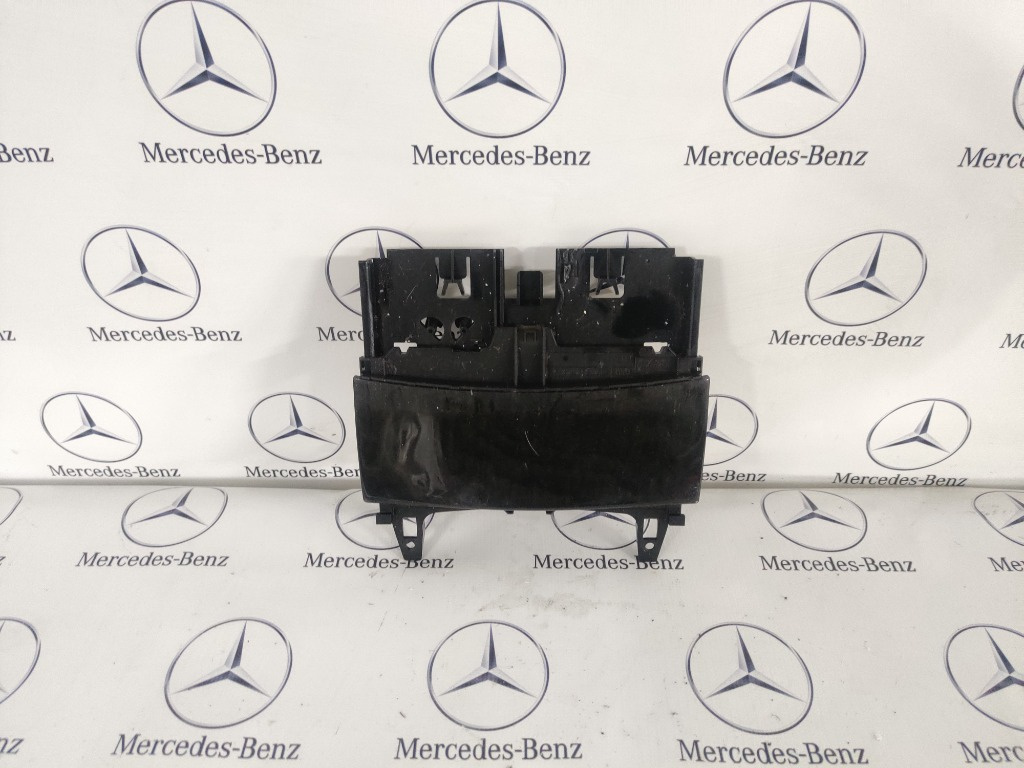 Scrumiera mercedes w212