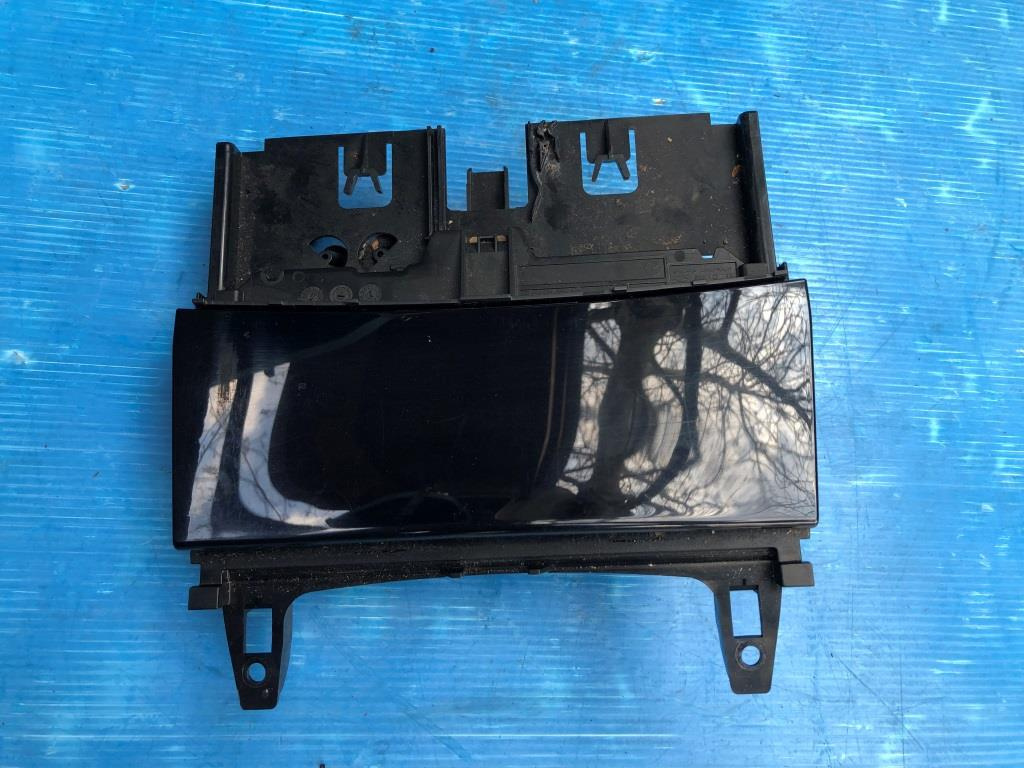Scrumiera neagra Mercedes C180 KOMPRESSOR W204 2007-2010