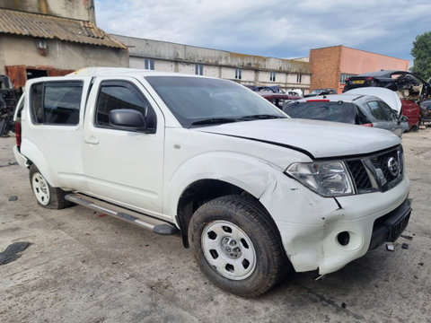 Scrumiera Nissan Pathfinder 2008 SUV 2.5 YD25DDti