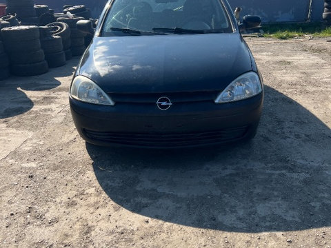 Scrumiera Opel Corsa C 2002 hatchback 1.0 benzina