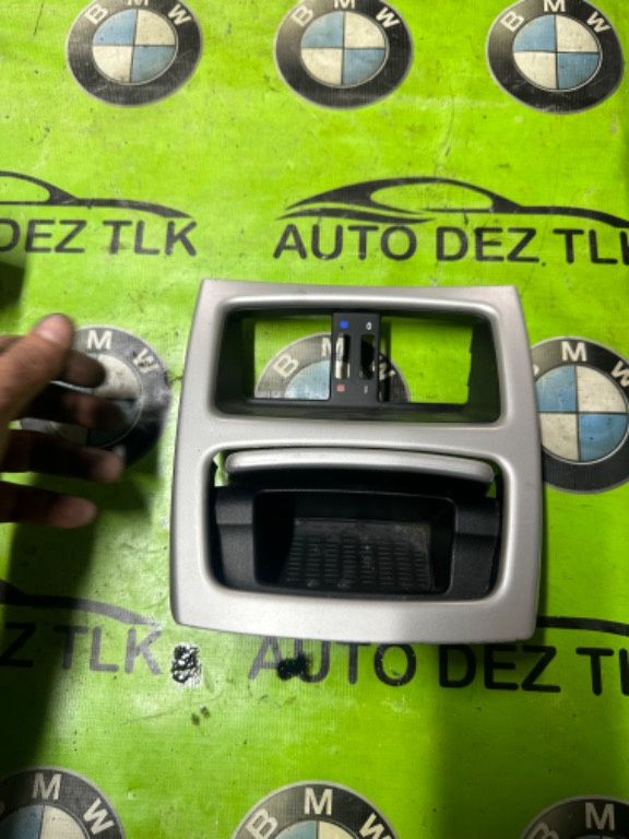 Scrumiera spate BMW 3 Series E90/E91/E92/E93 [2004 - 2010]