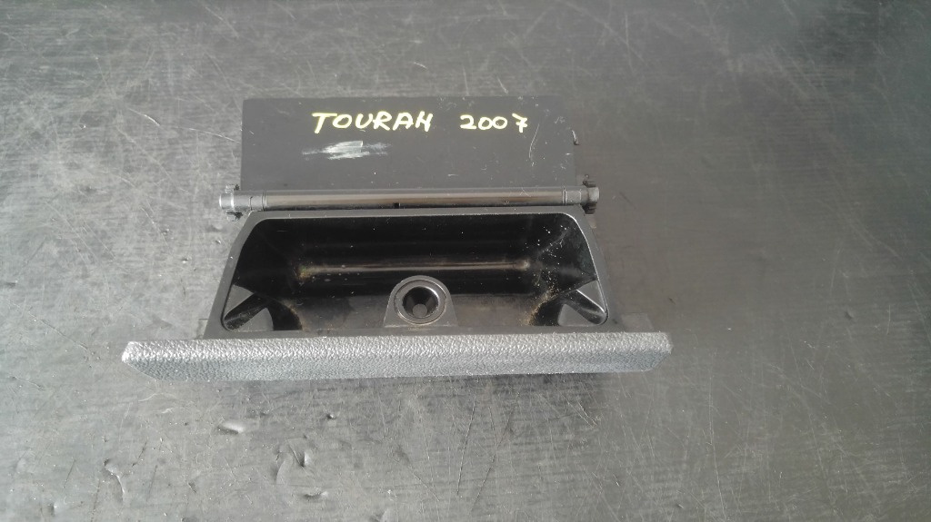 Scrumiera vw touran 1t