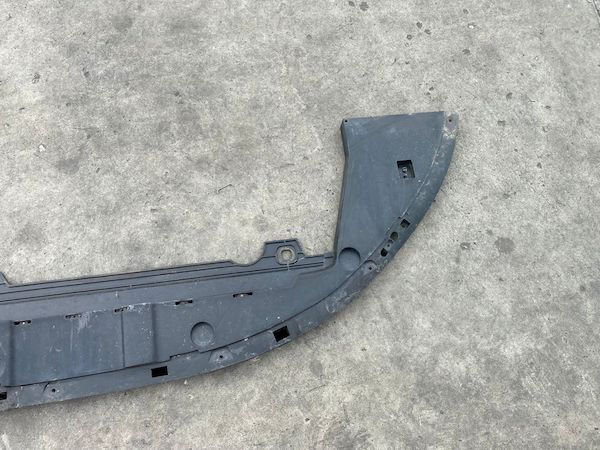 Scut bara fata Volvo XC60 2010-2017 3129