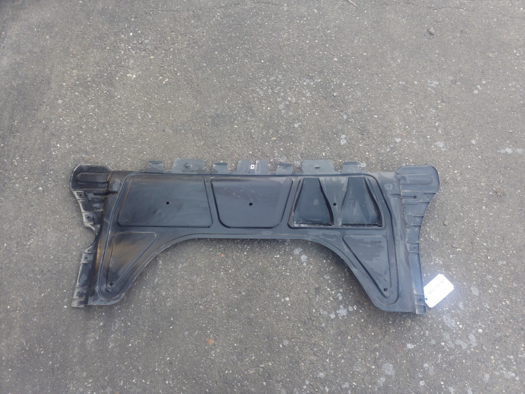 Scut fata Skoda Octavia 3 an 2015 cod piesa 5Q0825235C