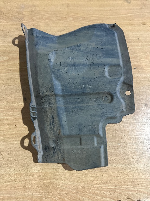 Scut lateral lonjeron stanga 51444-42040 Toyota Rav 4 (2012-2018)