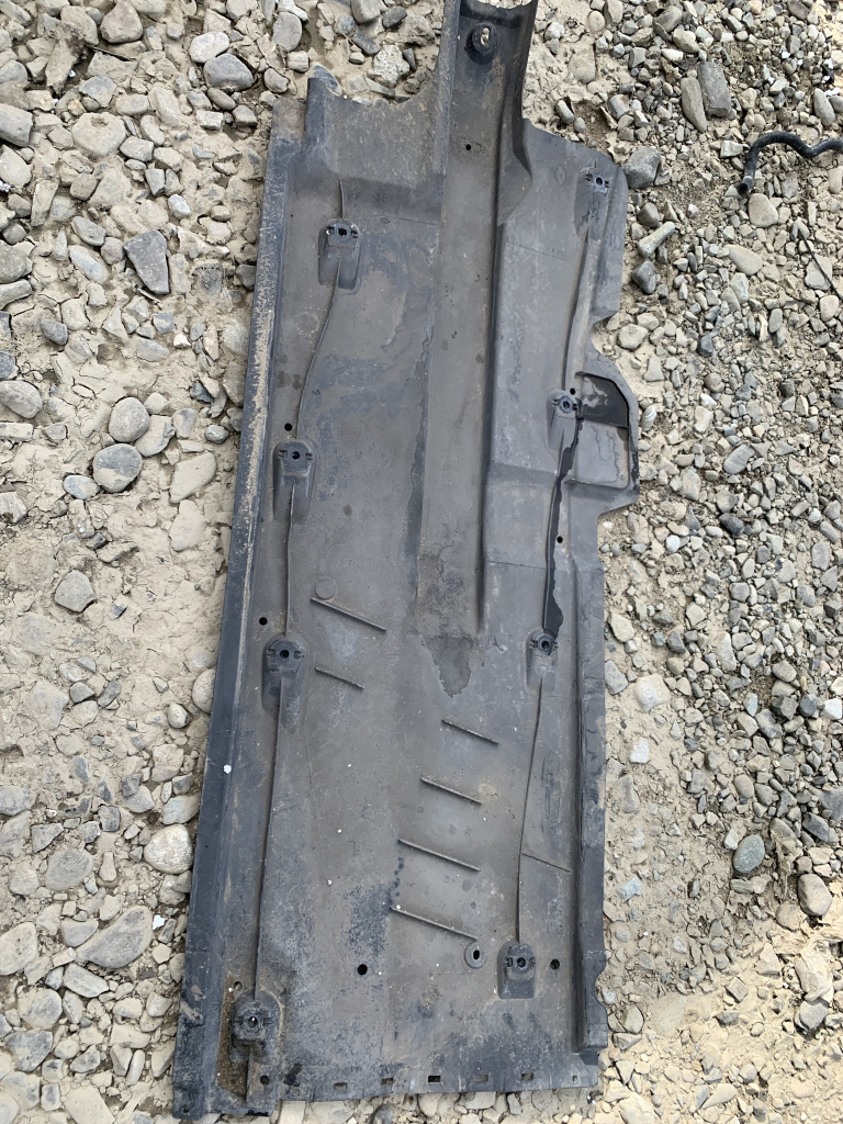 Scut lateral stanga Skoda RAPID - Motorina 2012, -