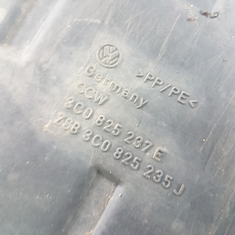 SCUT MOTOR 3C0825237E Volkswagen Passat 