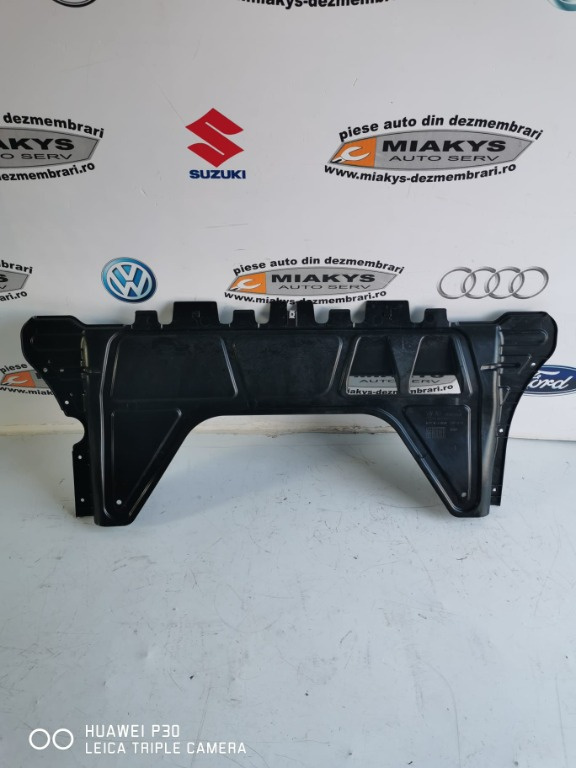 Scut Motor AUDI A3 ( 8V ) Benzina An 2014 - 2018.COD - 3Q0-825-235 A