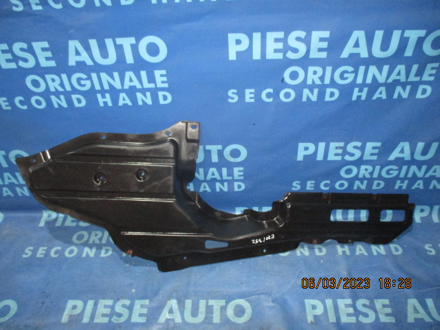 Scut motor BMW E70 X5 3.5dx M57N D5; 7217521 (lateral Fisurat)