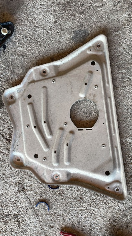 Scut motor BMW X6 F16 3.0 D