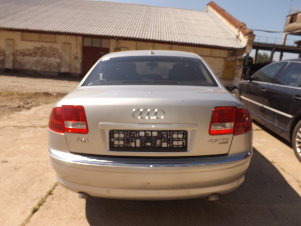 Scut motor plastic Audi A8 2008 Berlina 