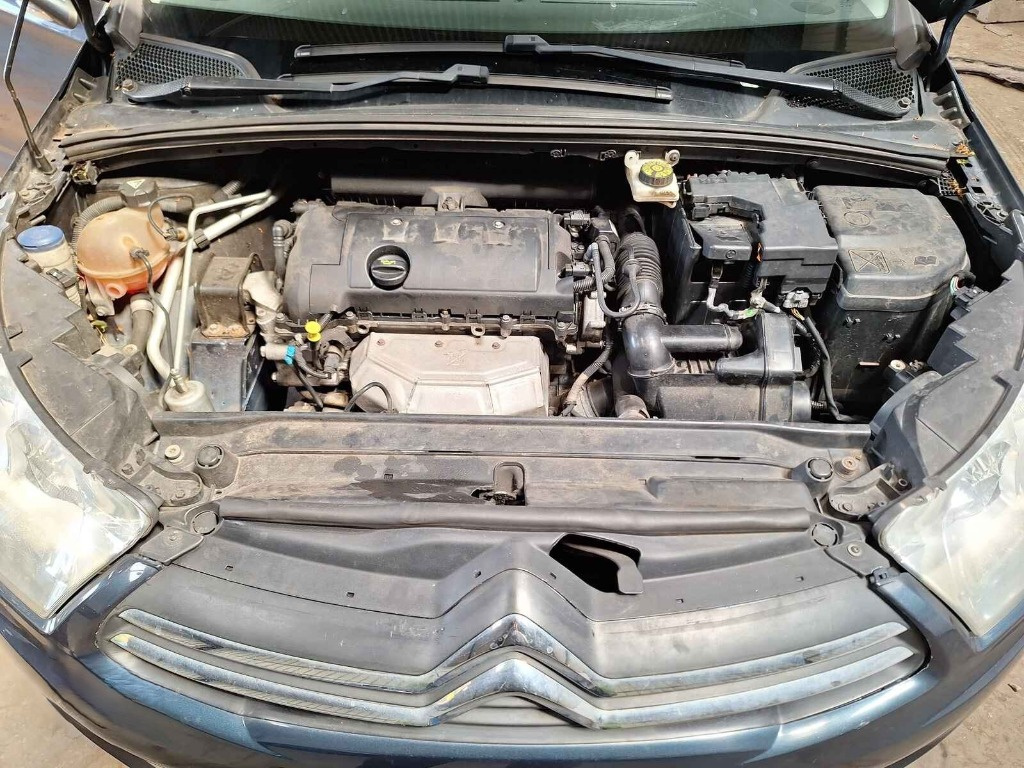Scut motor plastic Citroen C4 2010 HATCHBACK 1.6i 5F0