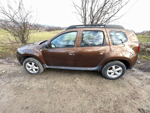 Scut motor plastic Dacia Duster 2012 jeep 1.5 dci