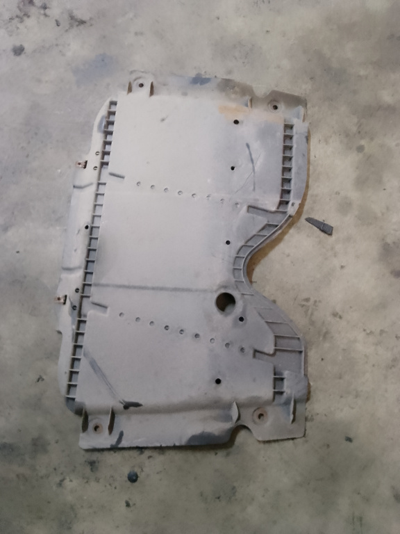Scut motor plastic Dacia Sandero 2 1.0 Benzina 2018