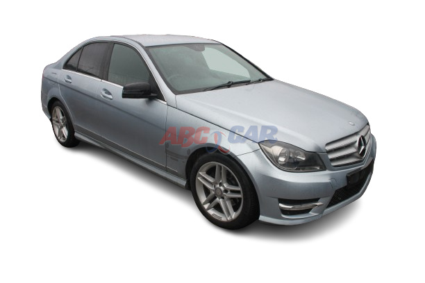 Scut motor plastic Mercedes C-Class W204 2012 sedan facelift C250 2.2 CDI