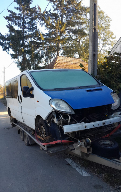 Scut motor plastic Renault Trafic 2 [200