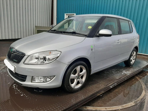 Scut motor plastic Skoda Fabia 2 2011 Hatchback 1.2t TDI