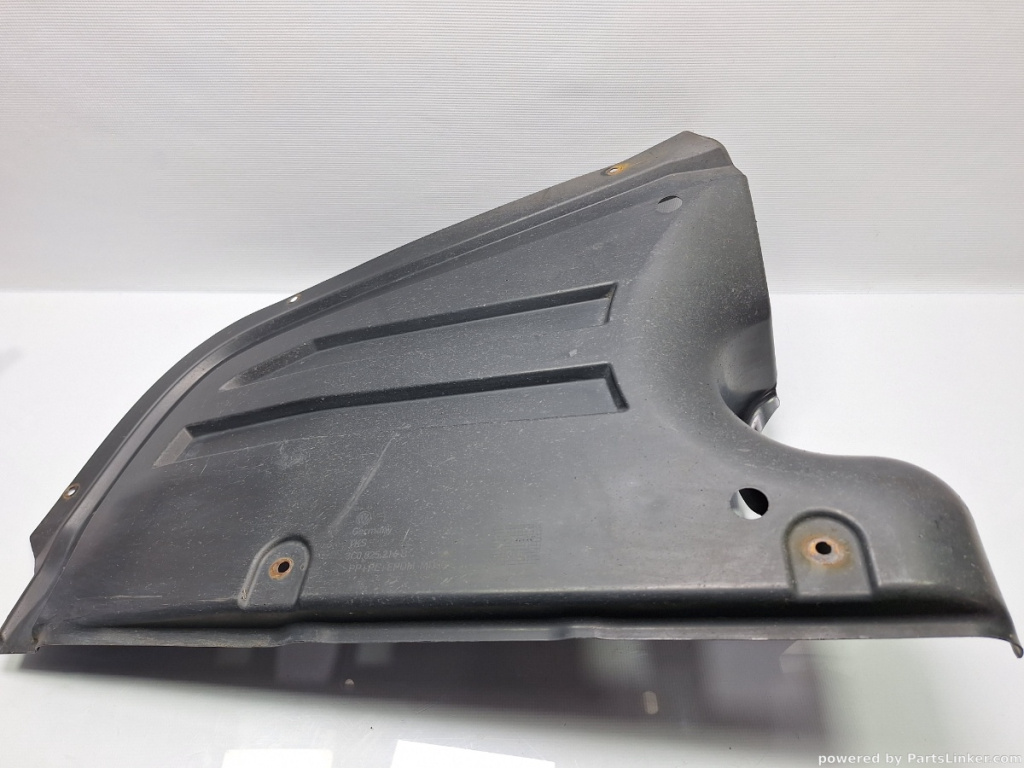Scut plastic portbagaj VOLKSWAGEN PASSAT Variant (3C5) [ 2005 - 2011 ] TDI (CBDC) 81KW|110HP OEM 3C0825216B