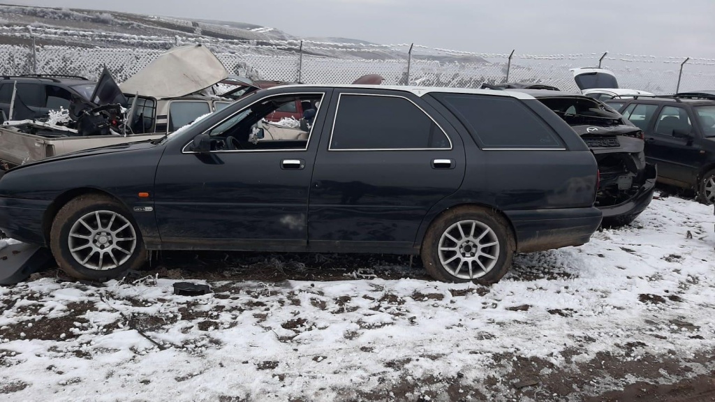 Se dezmembrez Lancia kappa 2.4 jtd station wagon in Cluj