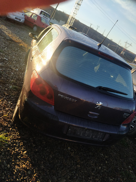 Se dezmembrez peugeot 307 an 2003 motor 