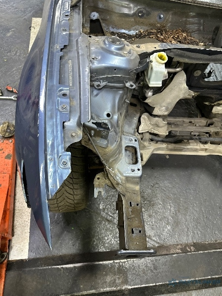 Semi aripa cu lonjeron dreapta fata Vw PASSAT B8 [ 2014 - > ]