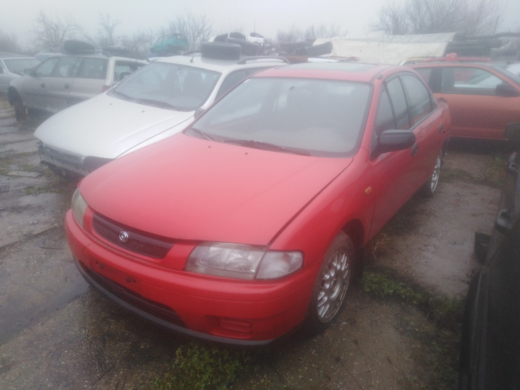 Semnalizare far Mazda 323 1997 Sedan 2.0 d