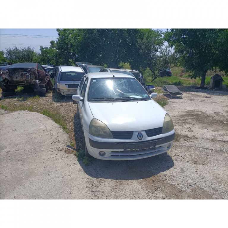Semnalizare far Renault Clio 2005 Berlina 1,4