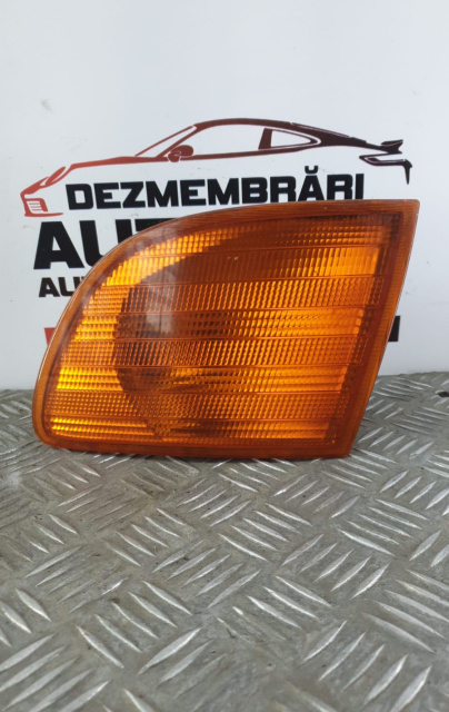 Semnalizare fata stanga Mercedes Vito W638 Mercede