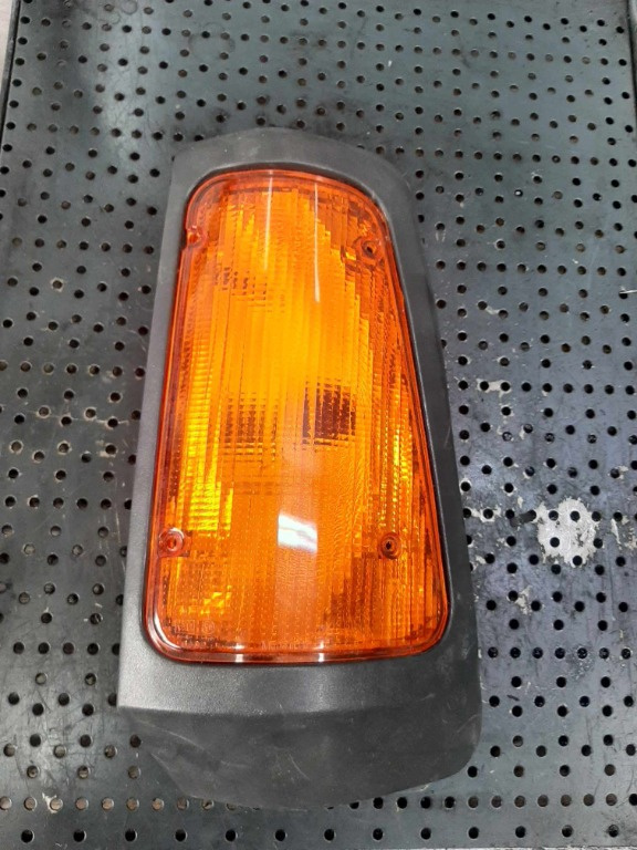 Semnalizare stanga fata ford transit 1983 83vb13369ad