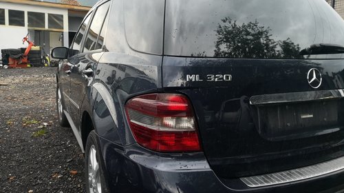 Senzor ABS spate Mercedes M-Class W164 2