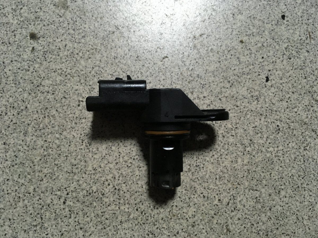 Senzor ax came Renault cod: 8200567414