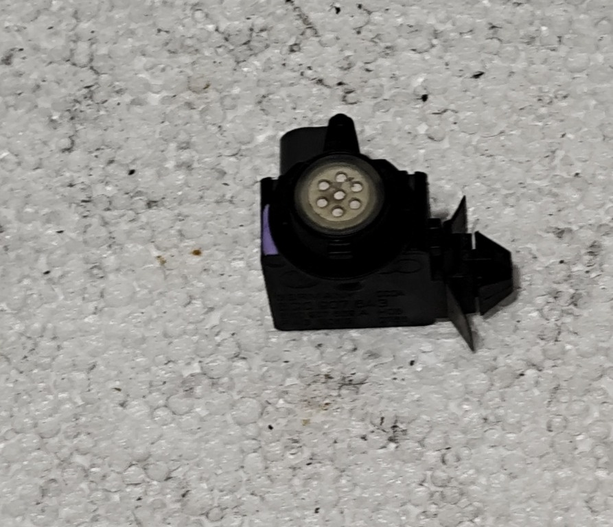 Senzor Calitate Aer Volkswagen Skoda Seat Audi 5Q0907643