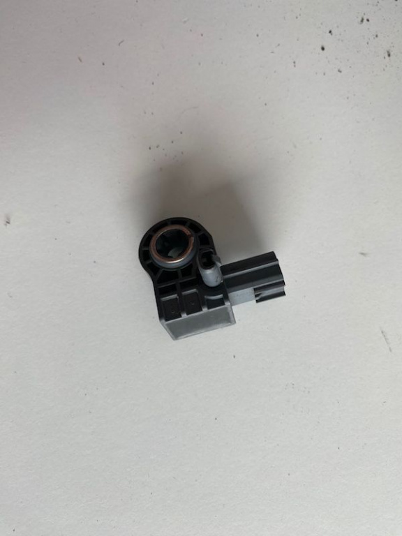 Senzor de impact airbag VOLVO V40 2012-2