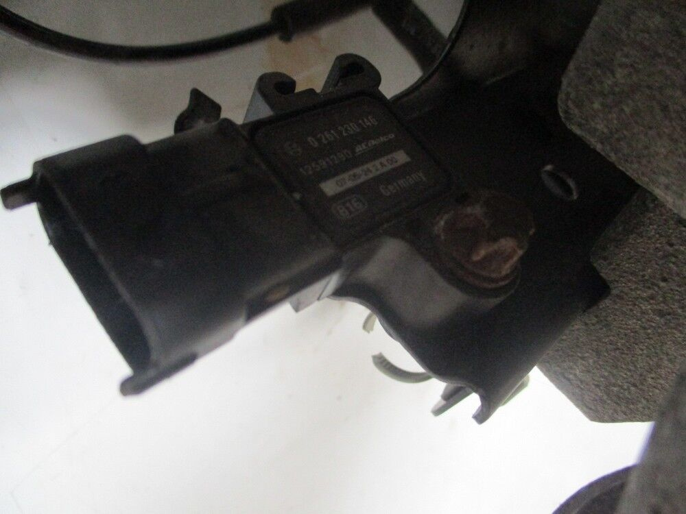 Senzor de presiune absoluta in galerie Opel Astra H/J, Insignia, Corsa D, Meriva A 12591290,