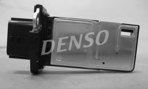 Senzor debit aer # Nissan Tiida 2007 2008 2009 2010 2011 # DMA 0203 # DENSO